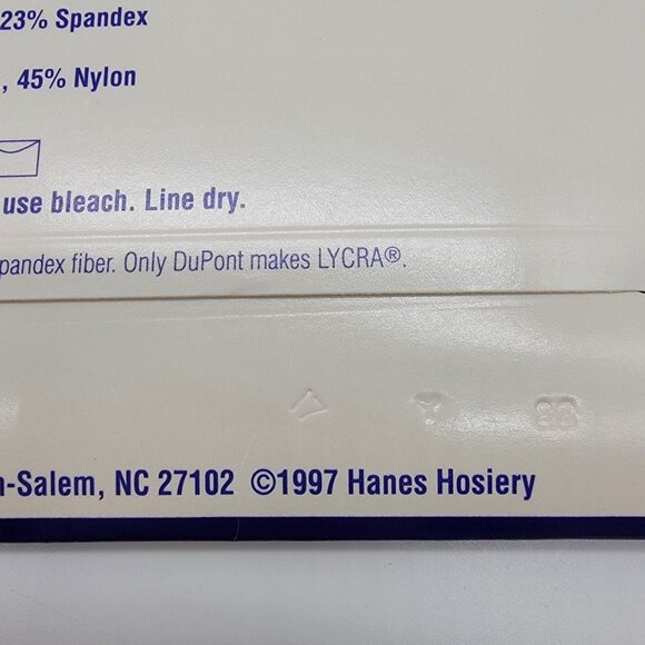 Vintage HANES TOO Pantyhose Hose Ultra Sheer Control‎ Top Sz B Town Taupe 1997 - Picture 5 of 5